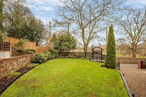 Photo 4- click for photo gallery